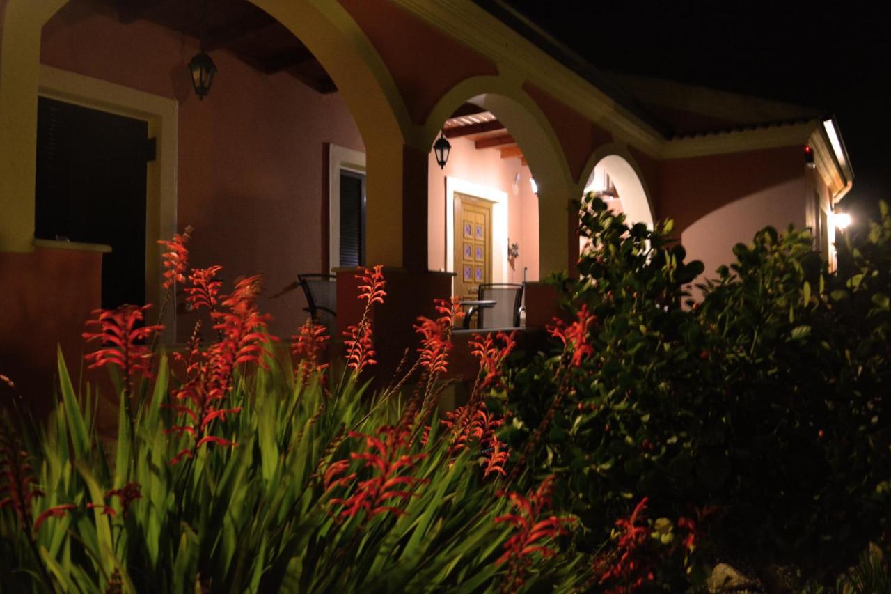 Villa Skafonas Sinarádes Exterior photo